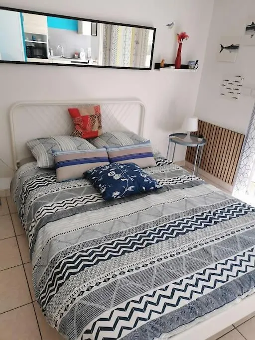 Lägenhet Joli Studio Terrasse Dans Quartier Saint Victor Marseille Frankrike
