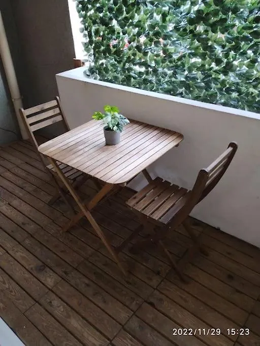 Joli Studio Terrasse Dans Quartier Saint Victor Marseille 0*,  France