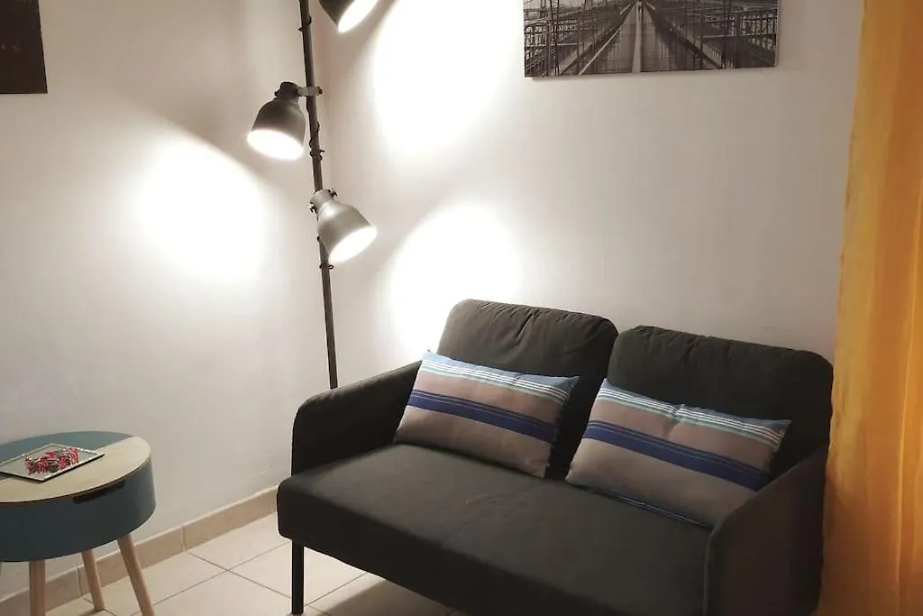 Joli Studio Terrasse Dans Quartier Saint Victor Marseille Apartment