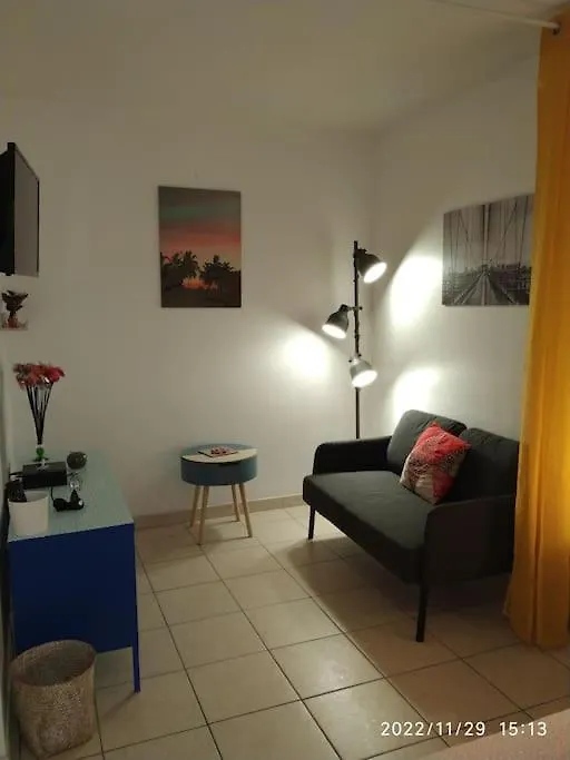 Joli Studio Terrasse Dans Quartier Saint Victor Marseille 0*,
